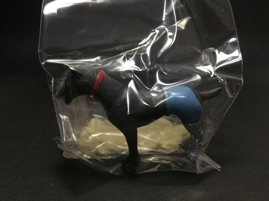 Amazon.co.jp: 袋 。銀牙伝説WEED マーダーS フィギュア 犬